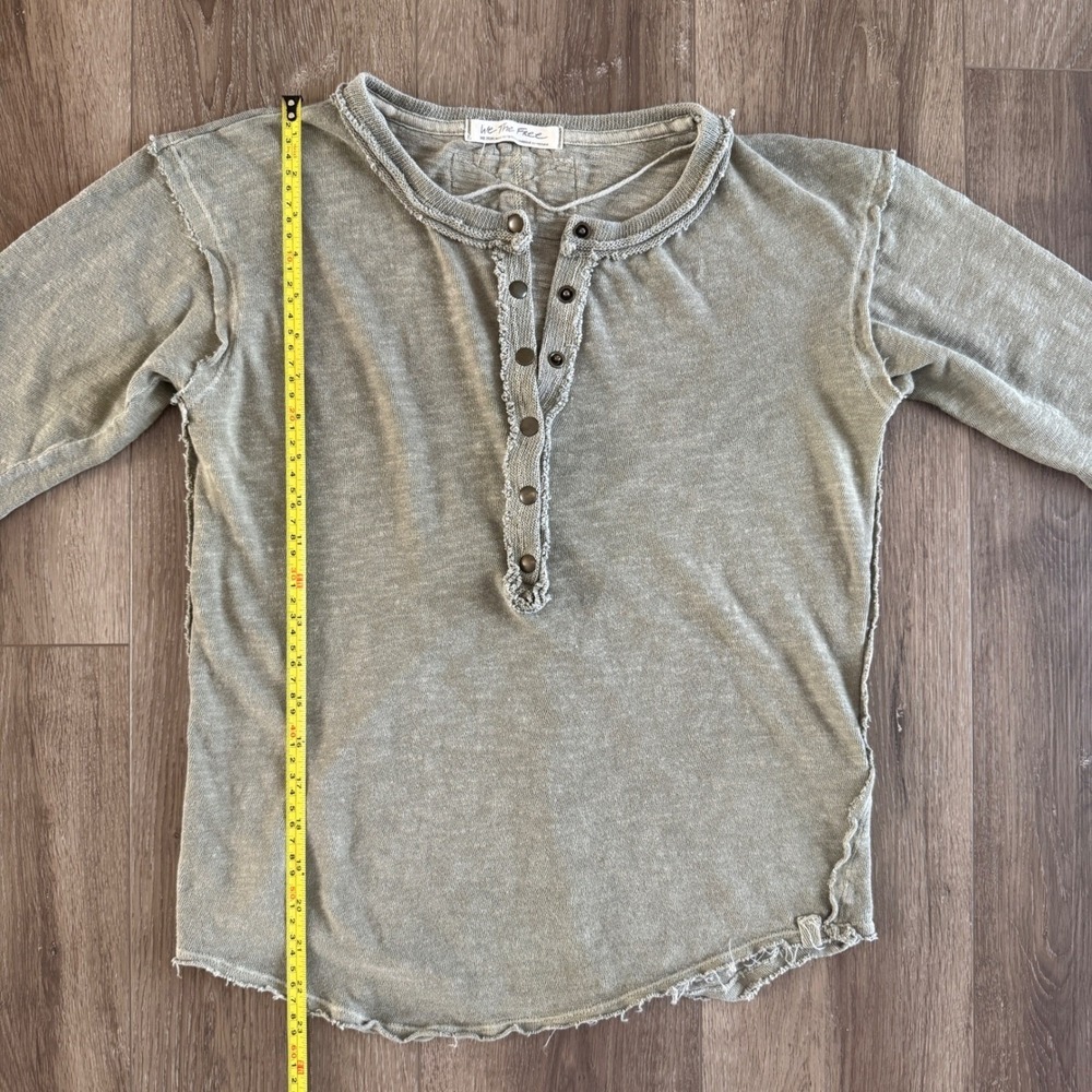 Free People We The Free Henley Top Sage Green Raw Edge Thermal Thumbhole Medium - Picture 5 of 7
